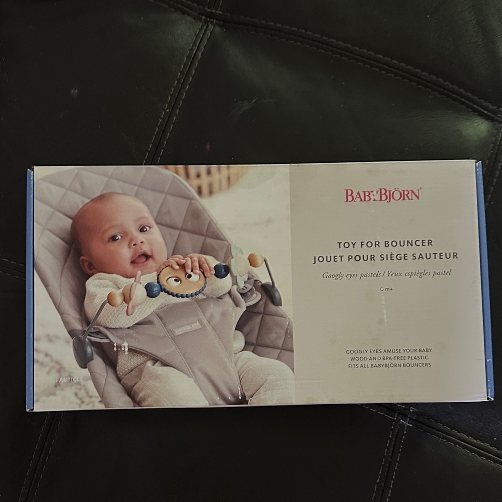 BabyBjörn bouncer toy